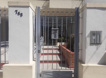 Departamento de 3 ambientes, Morón · Alquiler Depto 3 Amb en Semi Piso con Cochera