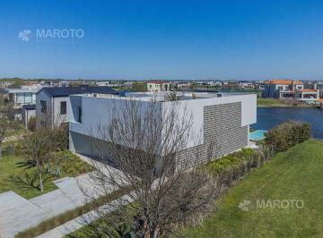 Casa · 280m² · 4 Ambientes · 2 Cocheras · Casa en Venta Barrio Puertos de Escobar - Muelles - Maroto Propiedades