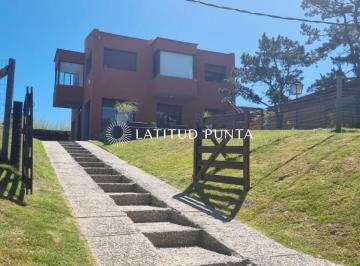 Foto1 · Casa de 4 Dorm. en El Chorro