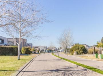 Terreno · 820m² · Lotes en Aguadas Barrio Cerrado