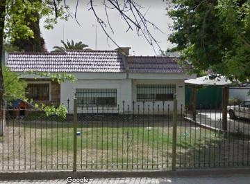 Casa de 12 ambientes, Córdoba · Casa 5 Dorm. Bº Parque Velez Sarfield - a m del Hospital Privado