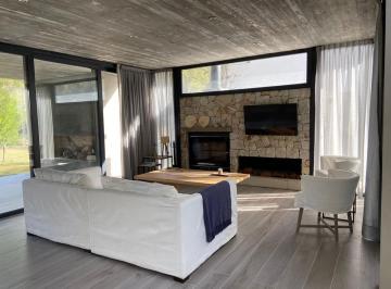 Casa · 245m² · 6 Ambientes · 1 Cochera · Casa en Venta en Barrio Maritimo III, Costa Esmeralda, Pinamar