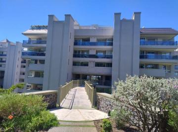 Departamento de 6 ambientes, Córdoba · Chateau Village Alquiler Departamento Villa Belgrano 2 Dor Suite - Dep Serv - Cochera