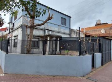 Casa de 6 ambientes, Avellaneda · Casa en Venta Para Dos Familias