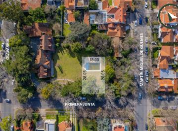 Terreno · 505m² · Lote en El Excelente y Exclusivo Entorno del Barrio Los Troncos.
