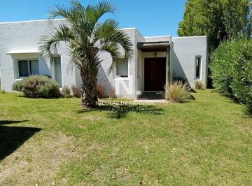 Foto1 · Casa en Barrio Cerrado a La Venta de 2 Dorm., Altos de Montoya.