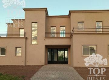 Casa · 257ha · 5 Ambientes · 2 Cocheras · Casa en Venta en El Cantón, Escobar, G. B. a. Zona Norte