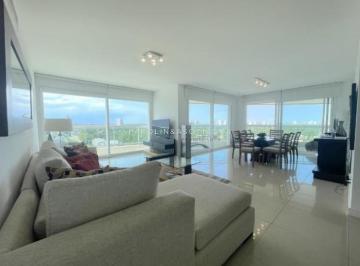 Foto1 · Apartamento en Venta de 2 Dormitorio Aquarela Tower, Punta del Este.