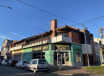 Local comercial · 519m² · Locales en Punto Estratégico con Vivienda Arriba