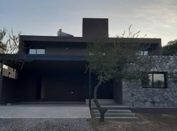 Foto · Villa Allende - Housing - Barrio Golf Casa en Venta 3 Dorm
