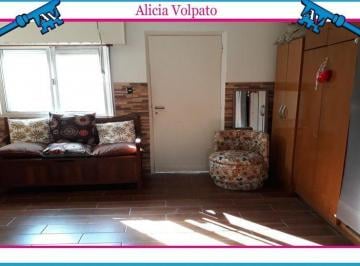 PH de 5 ambientes, Avellaneda · PH en Venta Reciclado a Nuevo