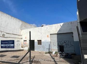 Bodega-Galpón · 398m² · Galpón en Venta en Francisco Alvarez