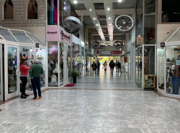Local comercial , Belgrano · Oportunidad!locales en Galería Marga y Los Andes - Cocheras Disponibles