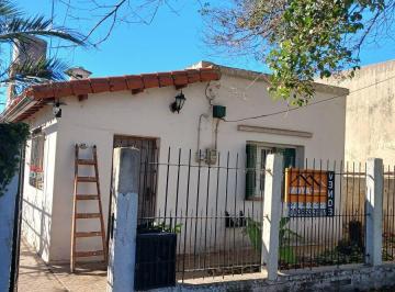 Casa de 3 ambientes, Almirante Brown · Casa 3 Ambientes, Lote de 673 m² - Escritura