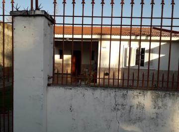 Casa · 60m² · 2 Ambientes · 1 Cochera · Casa - Luis Guillon