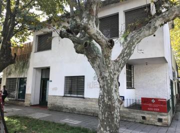 Casa · 100m² · 3 Ambientes · 1 Cochera · Casa - Temperley Este
