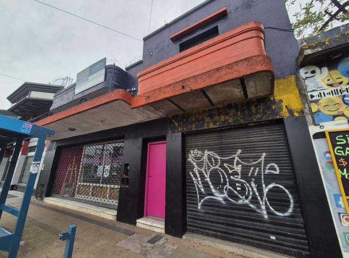 Terreno · 248m² · 6 Ambientes