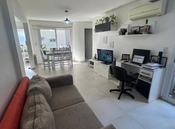 Departamento de 3 ambientes, Lomas de Zamora · Vendido! Venta Depto 3 Ambientes Pb Patio y Cochera - Piscinas, Sum, Gimnasio - L. de Zamora