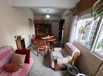 Departamento · 60m² · 3 Ambientes · 1 Cochera · Departamento en Venta - Castelar
