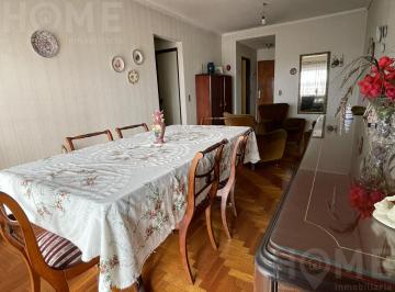Departamento · 90m² · 4 Ambientes · Departamento en Villa Luro