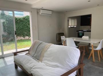 Casa de 3 ambientes, Lomas de Zamora · Excelente Propiedad en Banfield Gral. Campos 855
