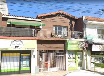 Local comercial · 266m² · 6 Ambientes · Av Hipolito Yrigoyen N° 1.086, Entre Calles Aguado y Guido