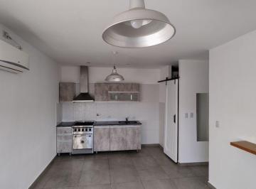 PH de 2 ambientes, Avellaneda · PH de 2 Ambientes con Balcón en Excelente Ubicación de Sarandí