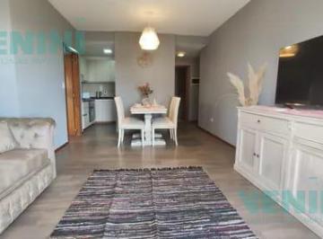 Departamento · 52m² · 2 Ambientes · 1 Cochera · Excelente Departamento 2 Amb Vista Al Rio con Cochera y Amenities en Vicente Lopez