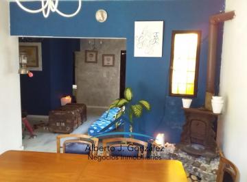 Casa · 120m² · 4 Ambientes · 2 Cocheras · Casa en Villa Ballester
