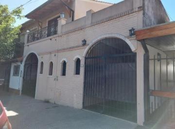 PH · 70m² · 3 Ambientes · 1 Cochera · PH en Alquiler 3 Ambientes C/cochera, Florida E