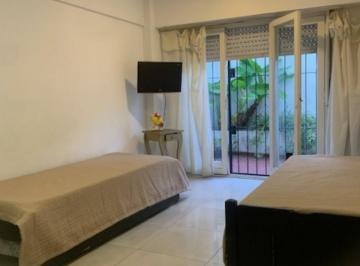 Departamento · 35m² · 1 Ambiente · Monoambiente Totalmente Reciclado con Patio Sobre Av de Los Trabajadores - Punta Mogotes