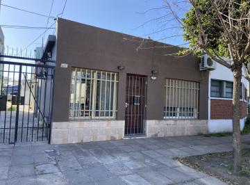 PH · 60m² · 3 Ambientes · PH de 3 Ambientes por Pasillo en Haedo