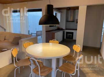 Casa · 95m² · 5 Ambientes · 2 Cocheras · Casa en Docta en Una Sola Planta con Escritura!