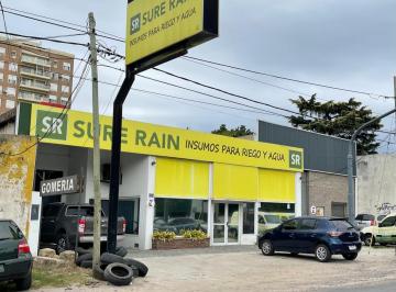 Local comercial · 750m² · 10 Ambientes · 5 Cocheras · Excelente Local Sobre Ruta 8 con Gran Depósito. Venta con Renta Hasta Enero de 2026