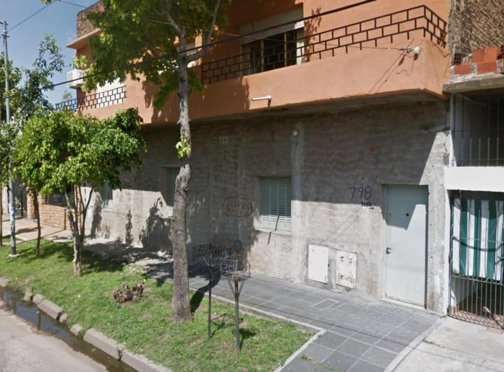 Villa Ballester: PH 3 Amb Al Frente, Planta Baja a Refaccion