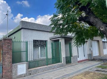 Casa · 150m² · 4 Ambientes · 1 Cochera · Casa en Venta, Marcos Paz