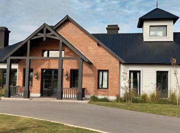 Terreno , Mar del Plata · Barrio Privado Casonas del Haras: Lote en Venta: Permuto por Departamento.