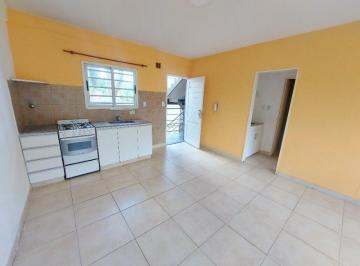Departamento de 2 ambientes, Lanús · Departamento 2 Ambientes en 1er Piso Al Frente