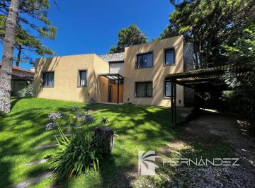 Casa · 180m² · 5 Ambientes · 3 Cocheras · Venta Casa Pinamar Norte