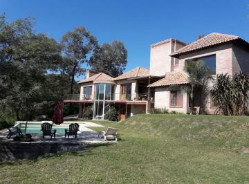 Casa de 10 ambientes, Córdoba · Propiedad Exclusiva en Las Delicias con 130 m de Arroyo Propio