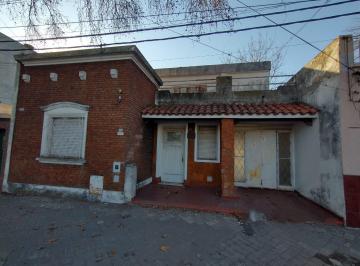 Casa de 3 ambientes, Rosario · Uriburu 512 - Venta - Casa de 3 Dormitorio