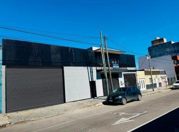 Bodega-Galpón · 700m² · 2 Ambientes · Galpón con Local en Venta en Haedo