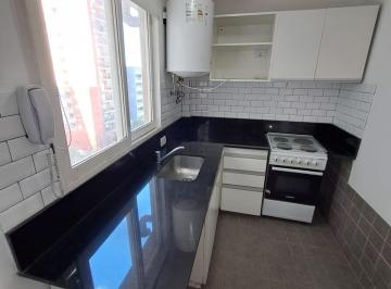 Departamento · 30m² · 1 Ambiente · Venta de Monoambiente Reciclado con Cocina Separada