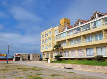 Departamento de 2 ambientes, Santa Clara del Mar · Departamento en Santa Clara del Mar Frente Al Mar. Sobre Av Rio de Janeiro