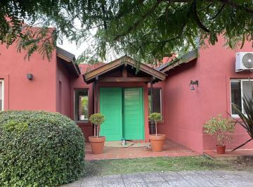 Casa de 4 ambientes, Pilar · El Recodo, Excelenete Casa de Tres Dormit. en Venta