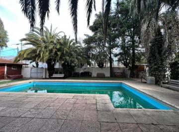 Casa de 5 ambientes, La Matanza · Oportunidad. Casa Quinta con Pileta y Quincho