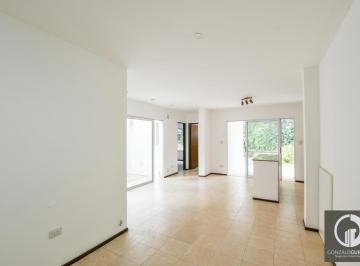 Departamento · 70m² · 3 Ambientes · Departamento de Pasillo 2 Dorm. en Venta Zona Sur Centro Rosario
