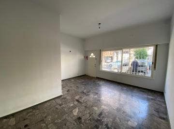 PH de 3 ambientes, Liniers · Excelente Tipo Casa 3 Ambientes C/dep - Serv Pb Fte 189 m² Patio Tza. Sin Expensas
