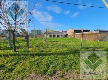 Casa · 150m² · 3 Ambientes · 3 Cocheras · Casa en Venta en Olmos