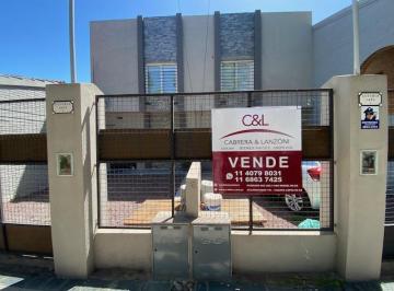 Casa · 55m² · 3 Ambientes · 1 Cochera · Casa - San Miguel